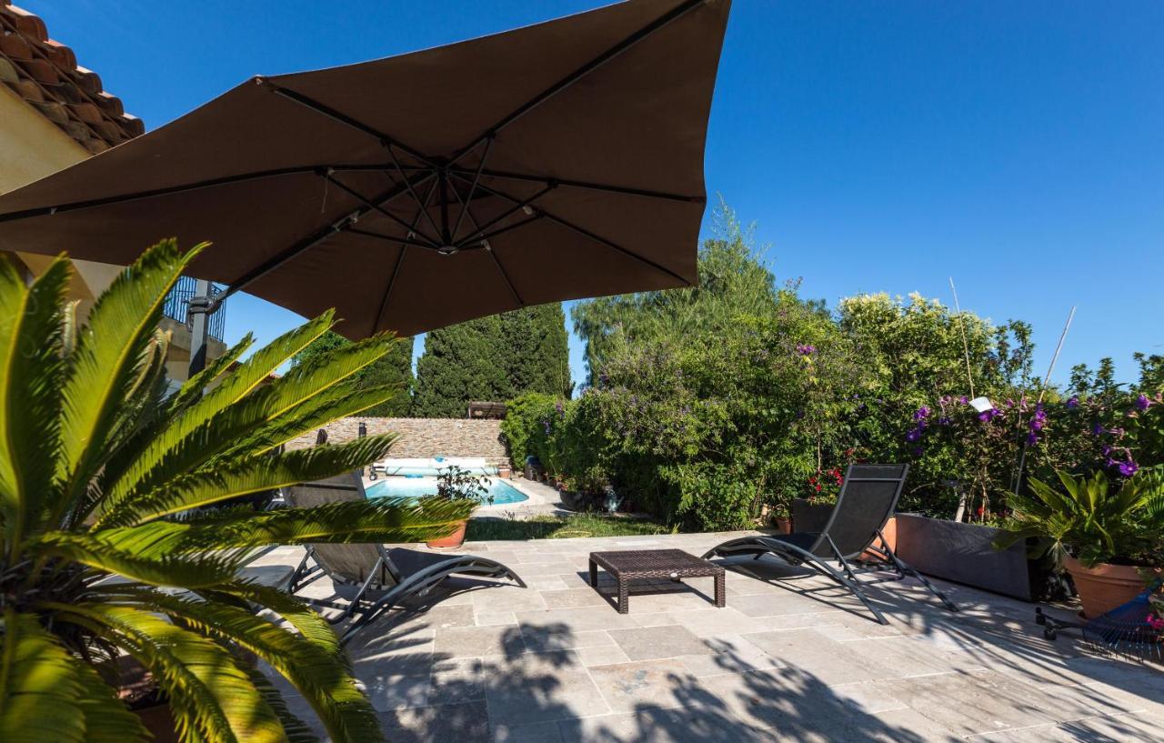 Villa De La Terre Blanche Sanary-sur-Mer Exterior photo