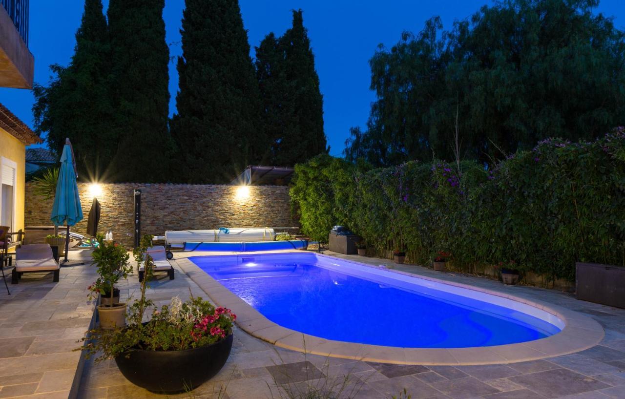Villa De La Terre Blanche Sanary-sur-Mer Exterior photo